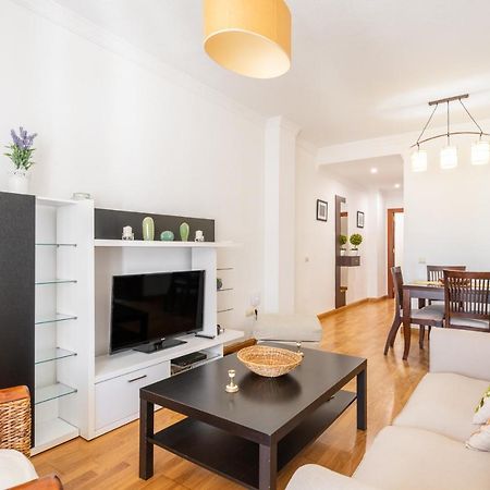 Amplio Apartamento Universidad By Renthas Малага Екстериор снимка