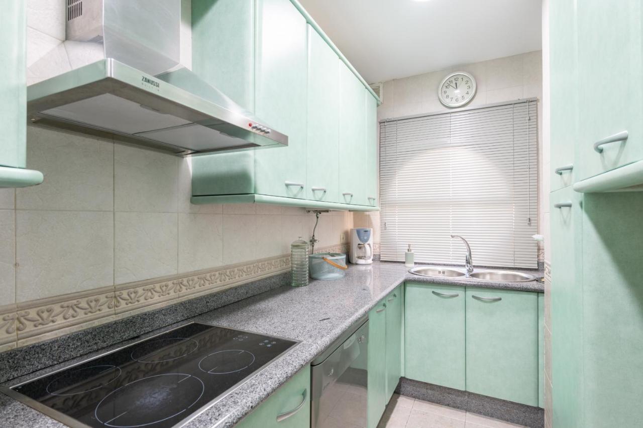Amplio Apartamento Universidad By Renthas Малага Екстериор снимка